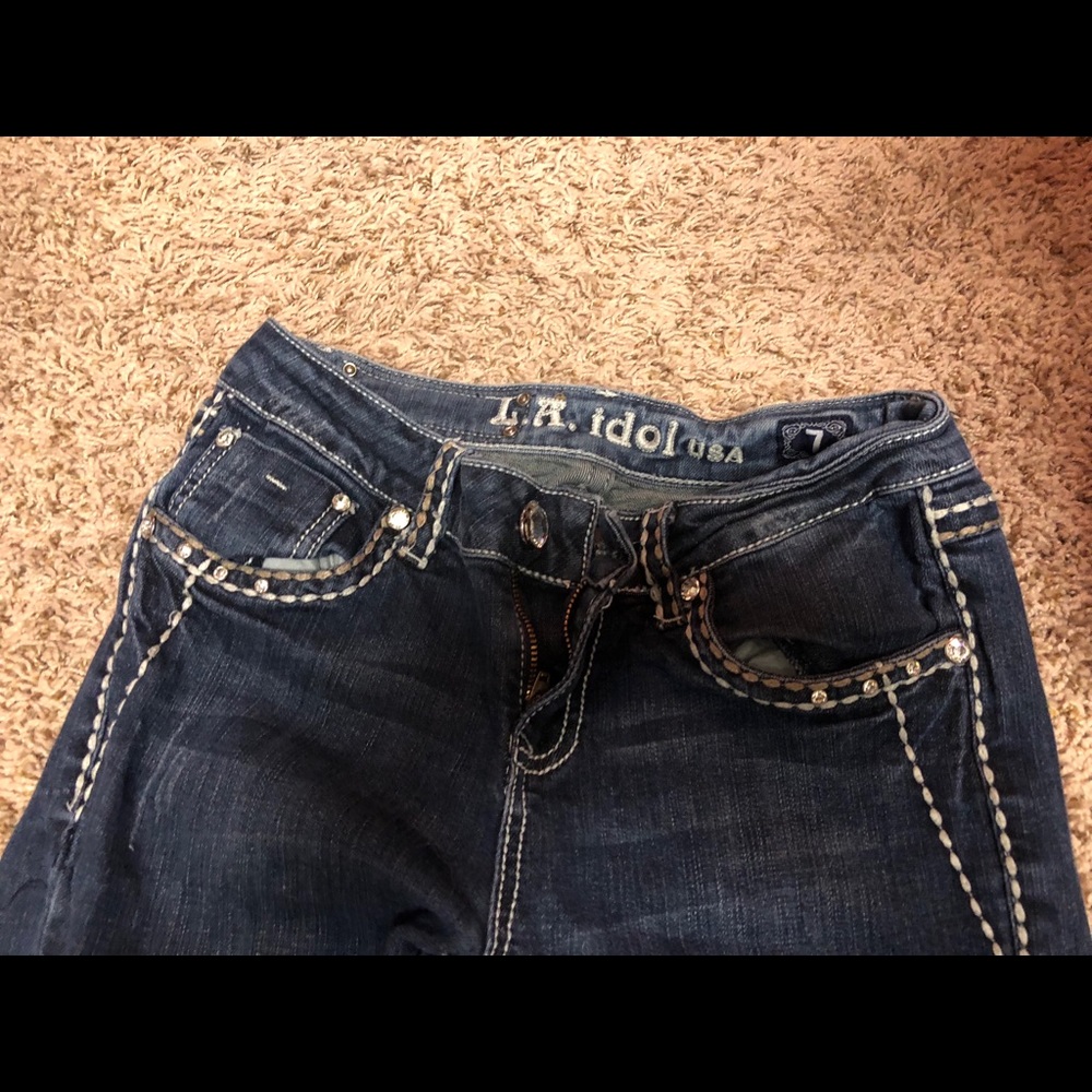 Lightly used very good condition size 7 30/34